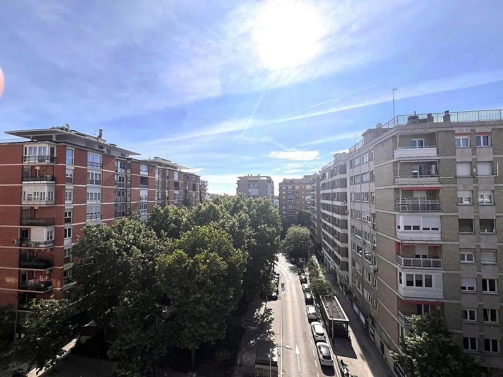 Balcony - Apartment with Terrace in Chamartín