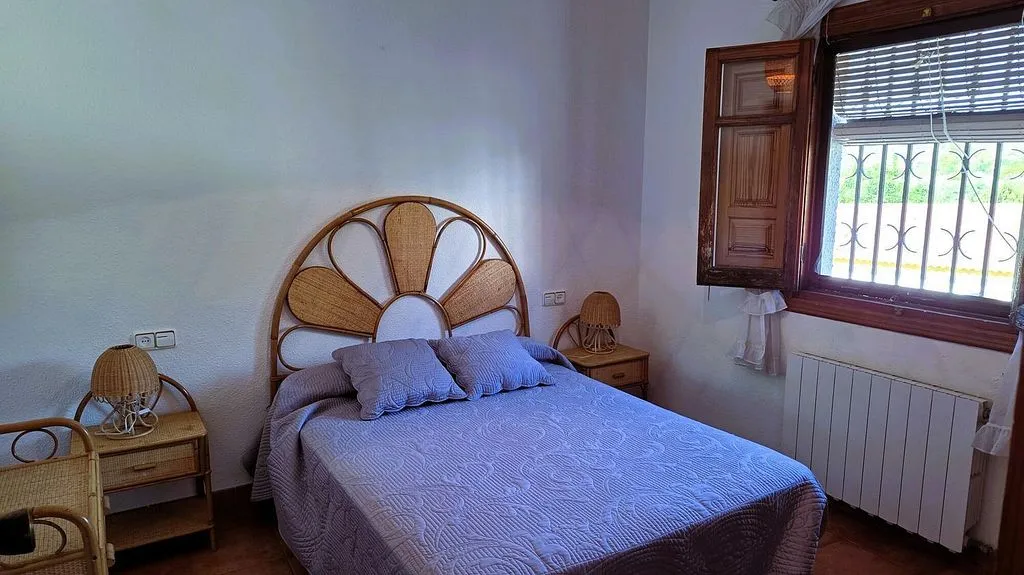 Magamistoad - Rustic Chalet with Pool in Órgiva