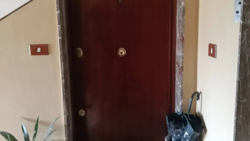 hallway_entrance