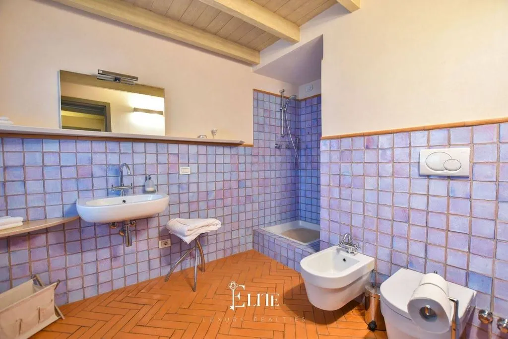 Vannitoad - Historic Villa with Private Garden in Azzate