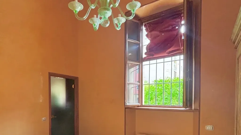 Pièces - Architecturally Unique Ground Floor Apartment in Piacenza