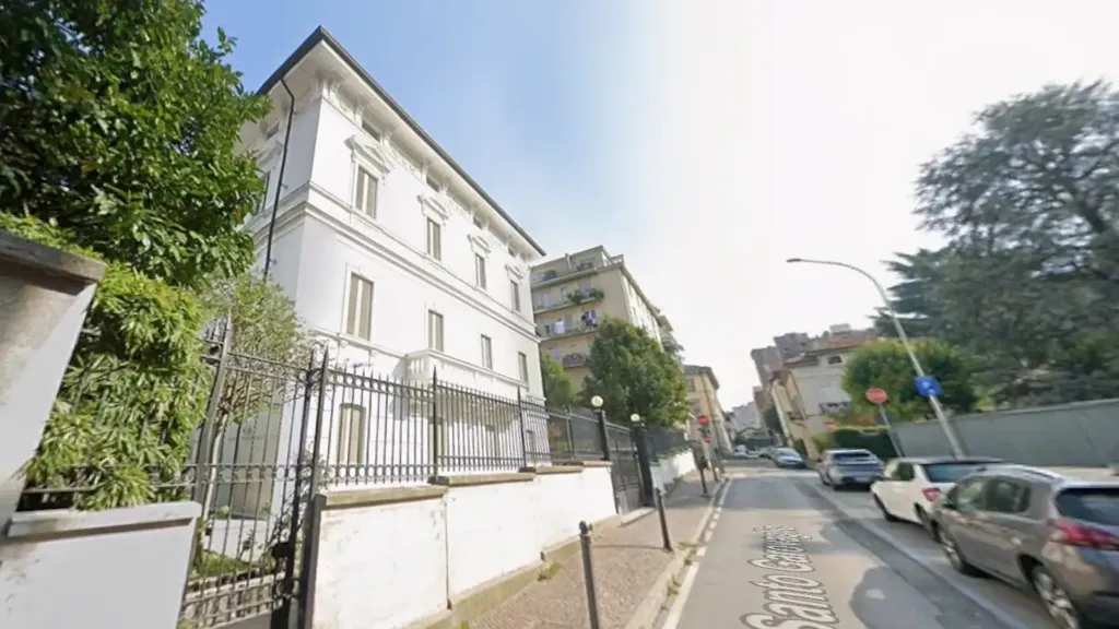 Exterior - Rented 2-Bedroom Apartment in Como