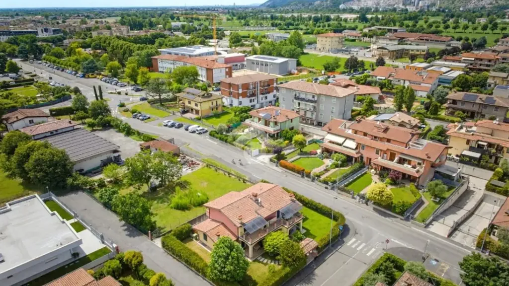 Õhuvaade - Bright Apartment with Terrace in Mazzano