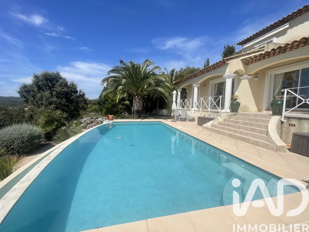 Piscina - House with Pool in Valcros, La Londe