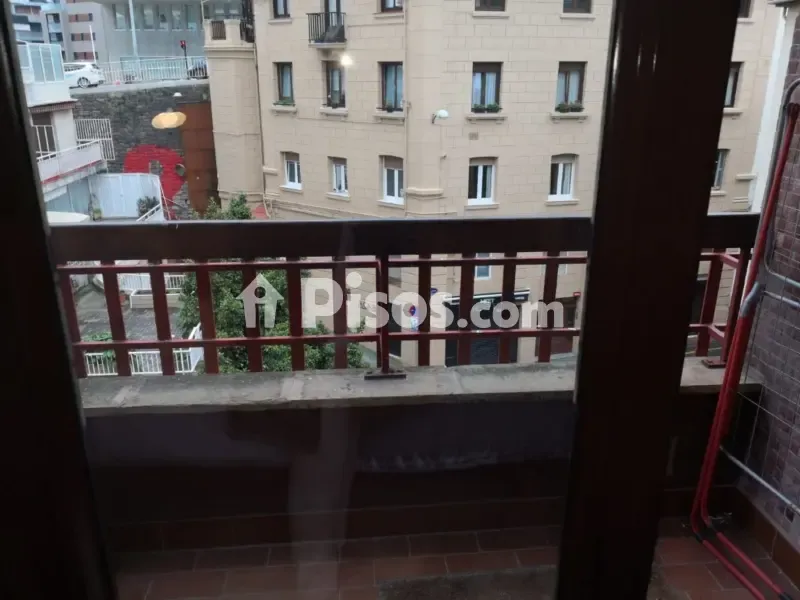 Rõdu - Modern Flat with Balcony in Donostia Centre
