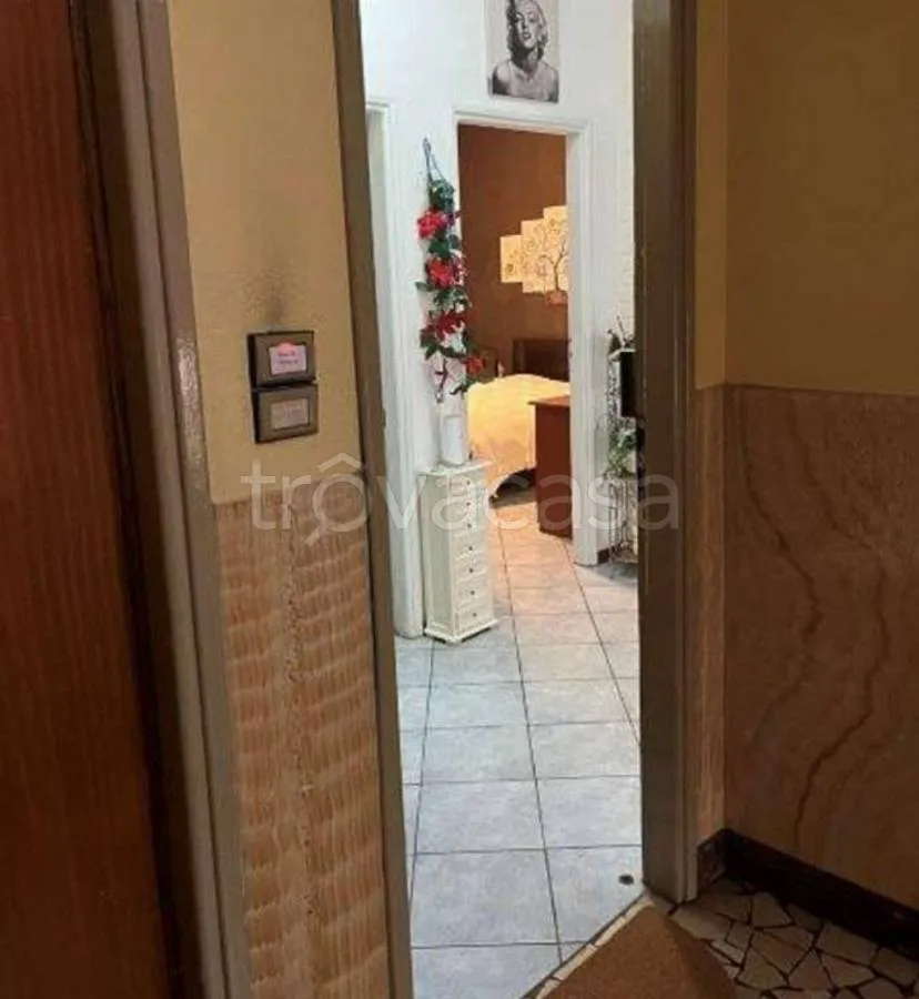 hallway_entrance