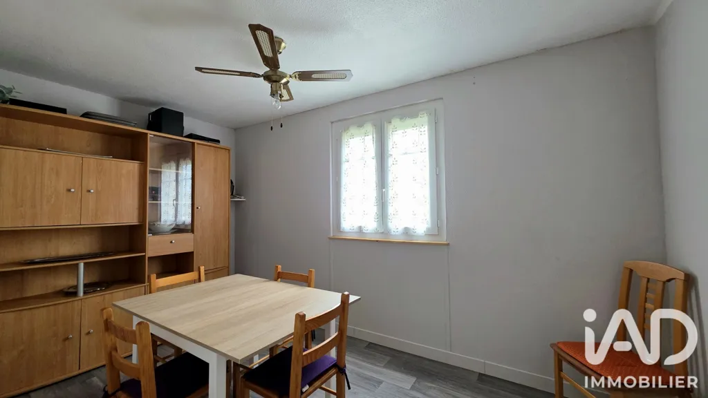 Dining Room - Apartment with Loggia in Pont-Saint-Esprit