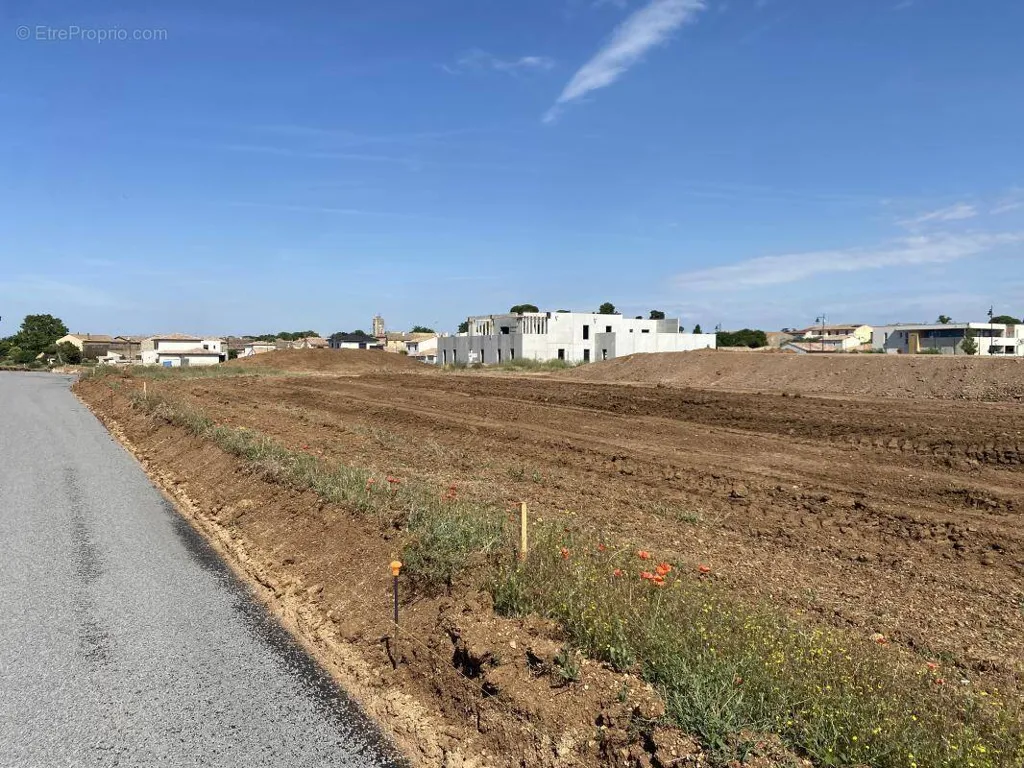 Aed - Constructible Plot near Marseillan