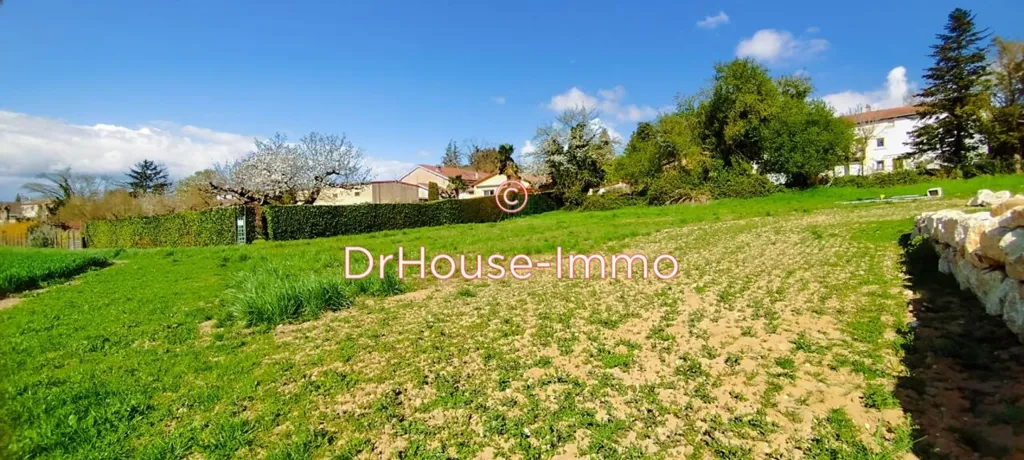 Aed - Constructible Plot with South Orientation in Saint-Bernard