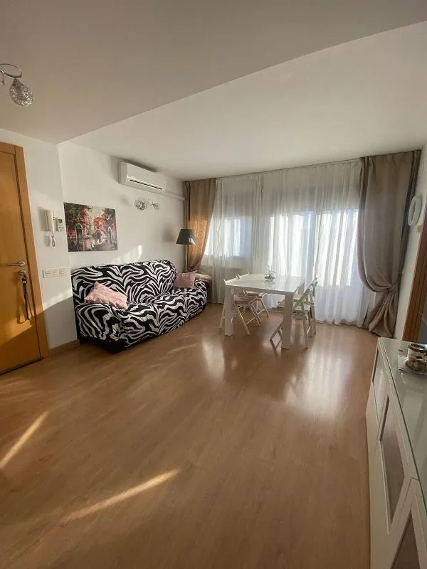 Séjour - Apartment with Pool in Plaza de la Vinya