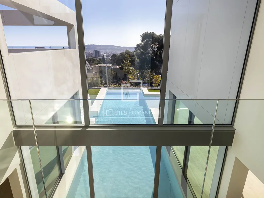 Bassein - New Build Villa with Panoramic Views in Pedralbes
