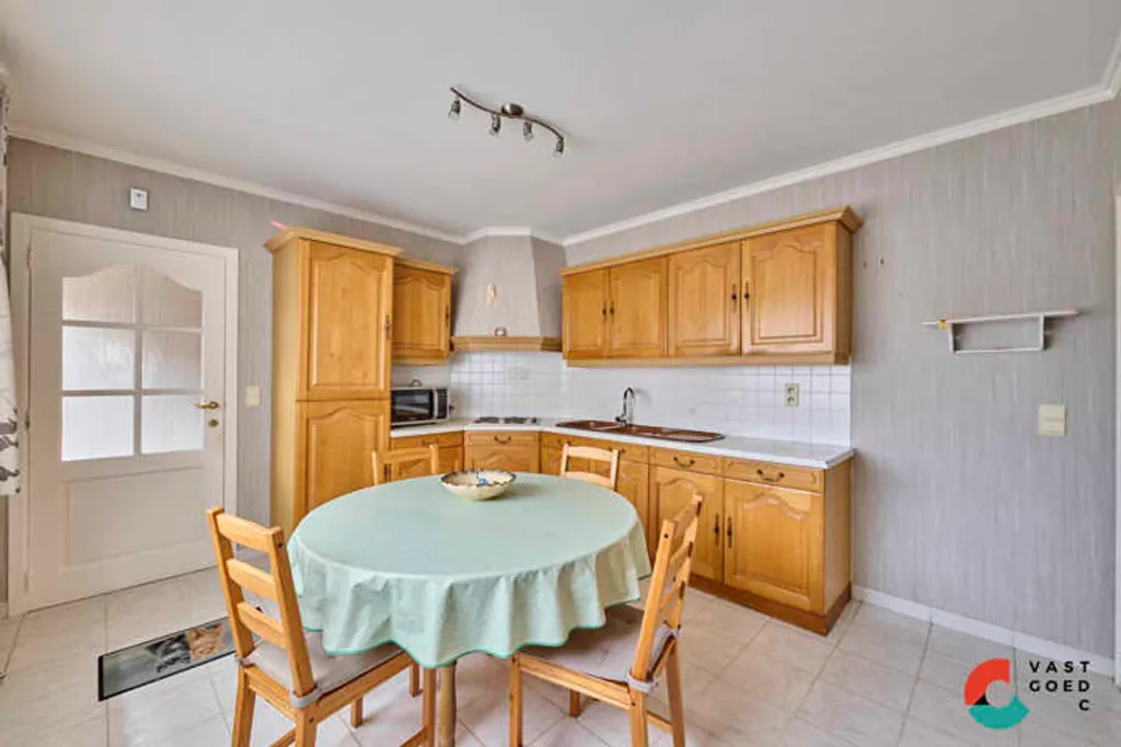 Salle à manger - Maison avec garage à Overpelt