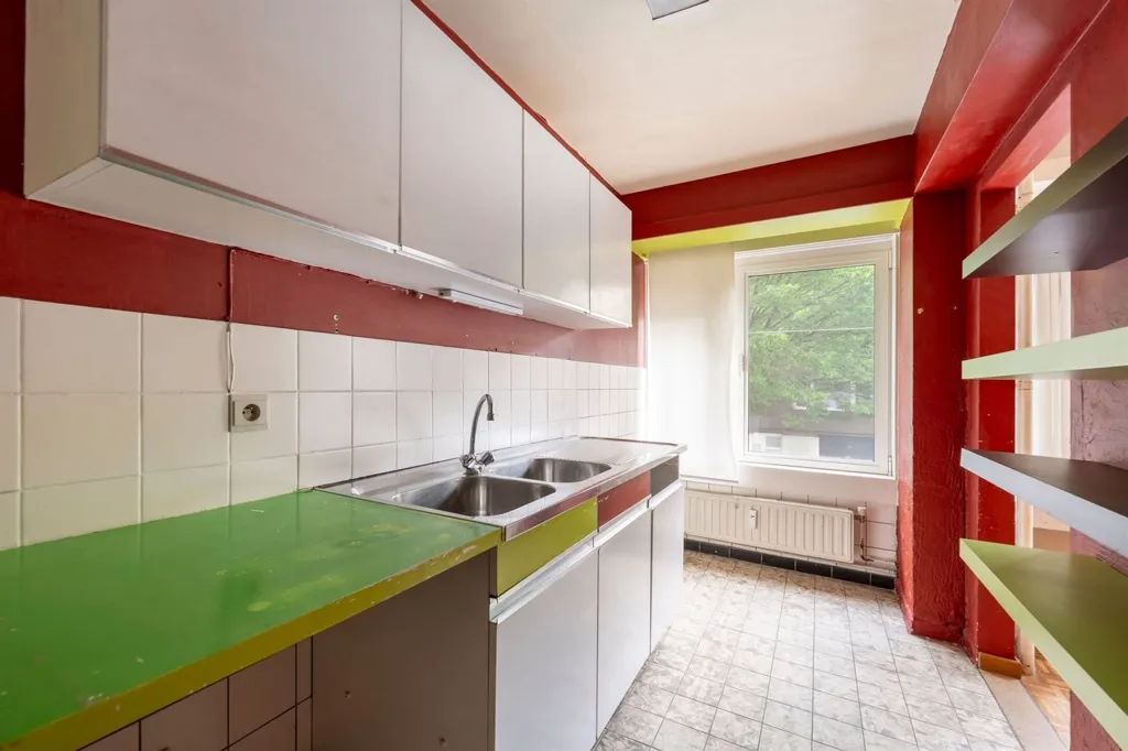 Cuisine - Appartement à Rénover avec 2 Chambres à Borgerhout