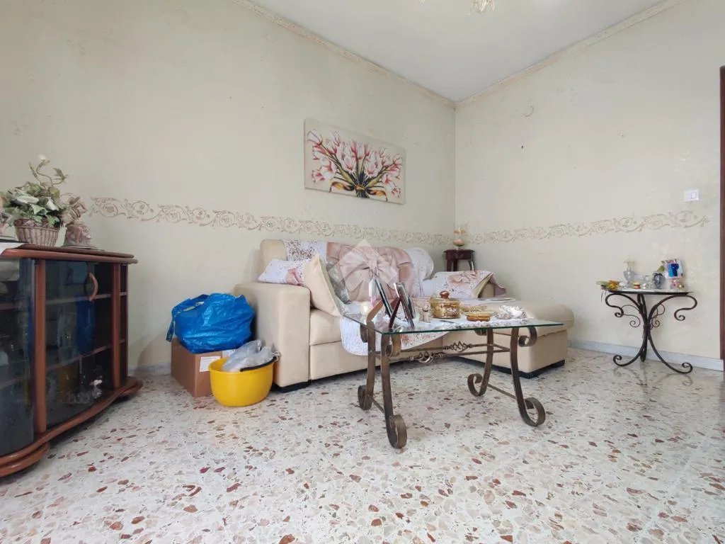 Séjour - Third Floor Flat with Balcony in Villagrazia