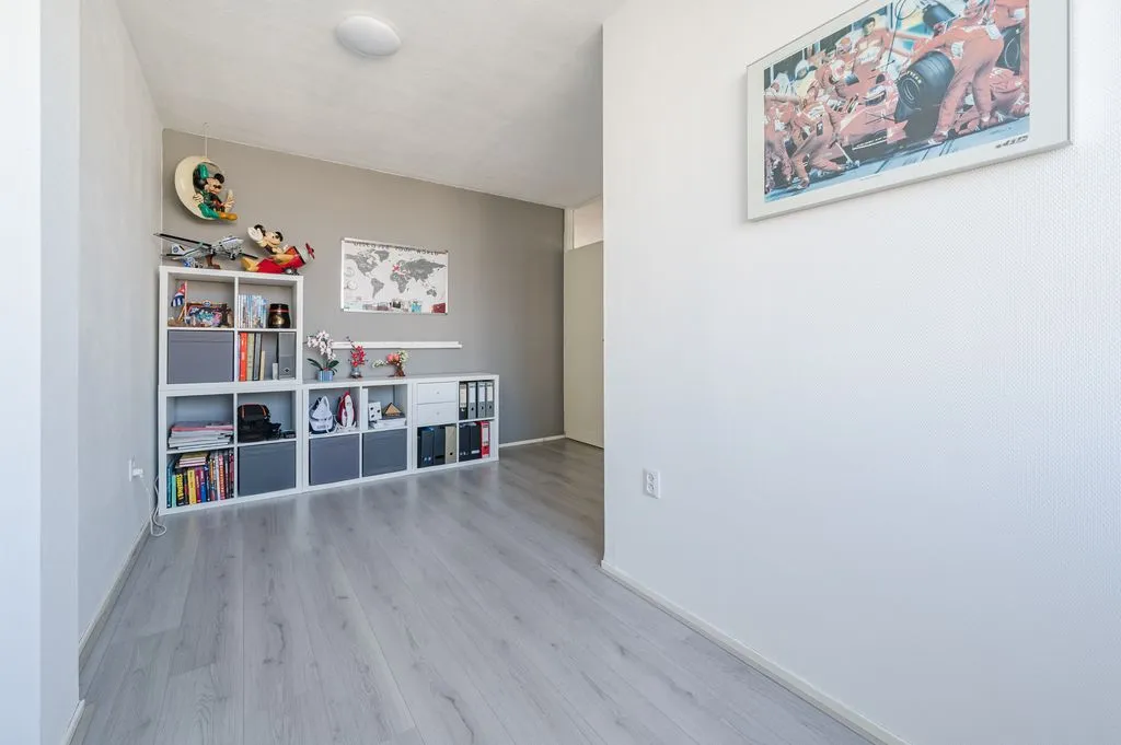 Ingresso - Maisonette with Garden Access in Vlaardingen