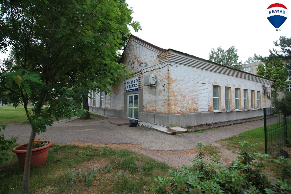 3-toaline ärihoone asukohas LT