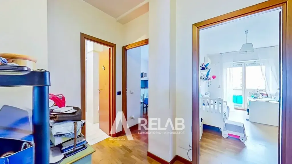 Magamistoad - Bright Apartment with Balconies in Spinaceto, Rome