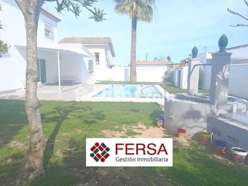 Pool - Ample Chalet with Pool on Carretera de Sanlúcar-Sudamérica