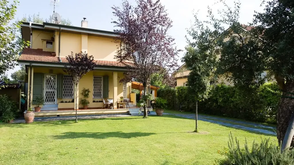 Jardin - Detached House with Private Garden in Massa