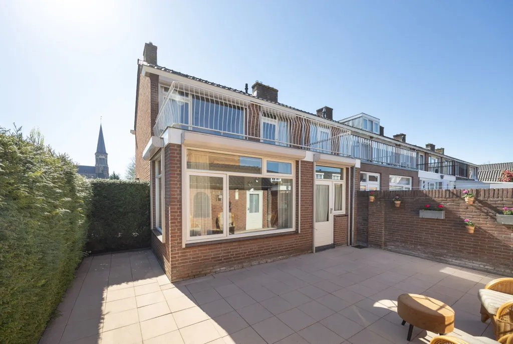 Terrasse - Corner House with Terrace in Etten-Leur