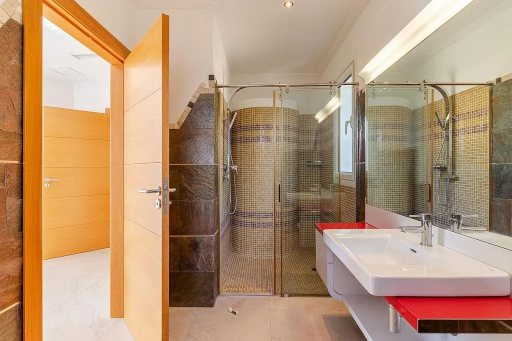 Salles de bain - Chalet with Pool and Terraces in Santa Ponsa