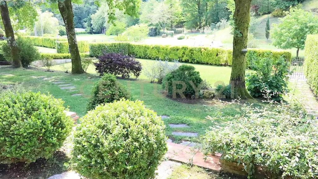 Jardin - Villa with Garden and Terrace in Pescaglia