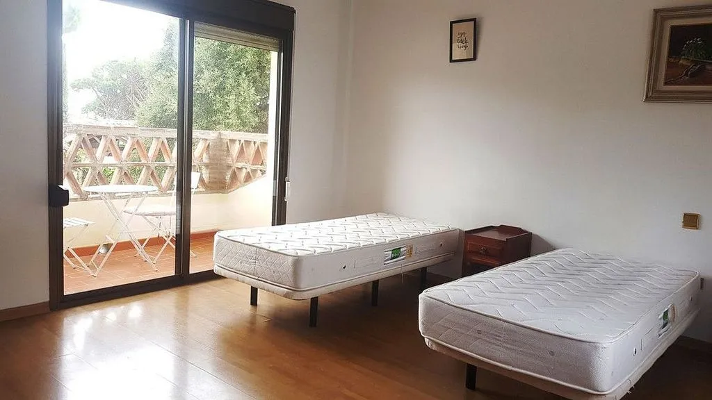 Magamistoad - Chalet with Pool in Casco Antiguo