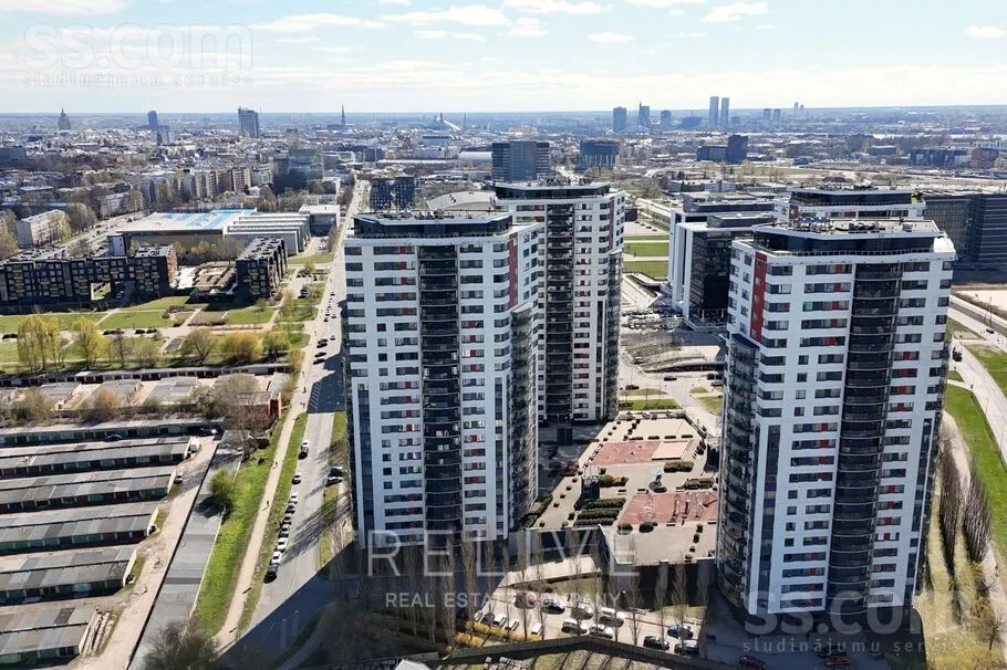 Appartement 3 pièces à Rīga