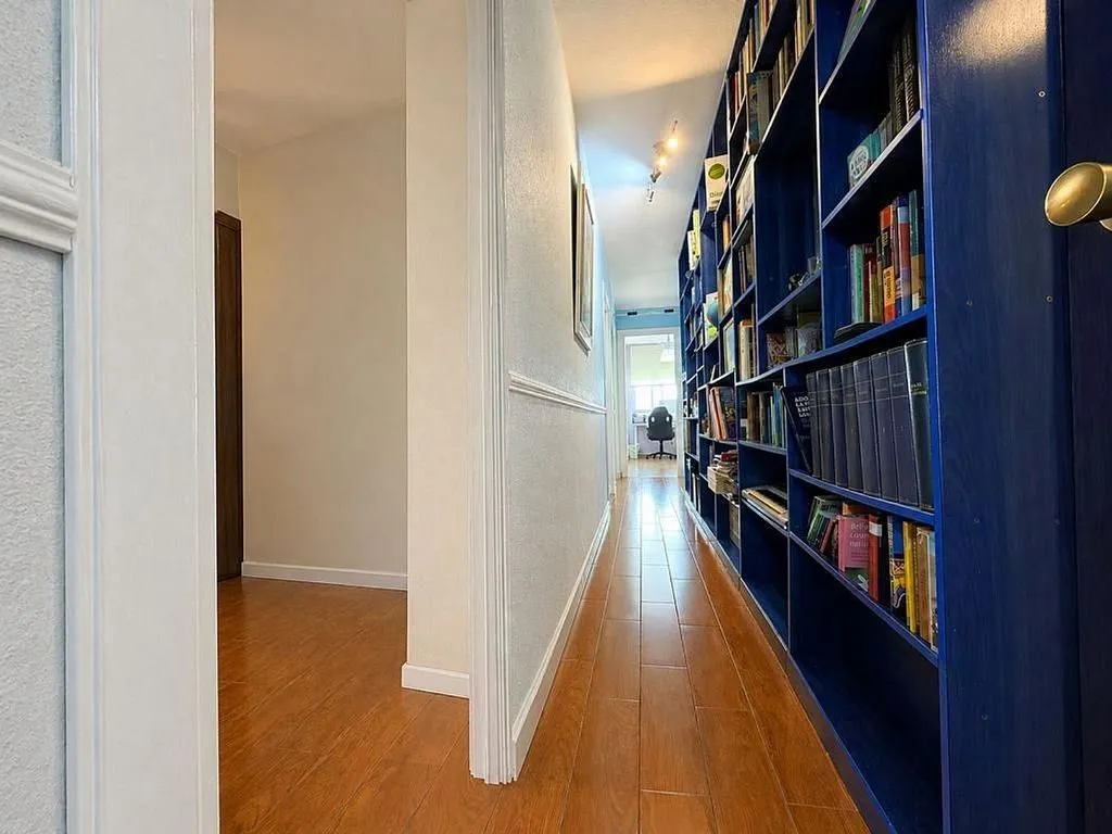 Esik - Luxury Flat with Pool in El Cónsul, Málaga