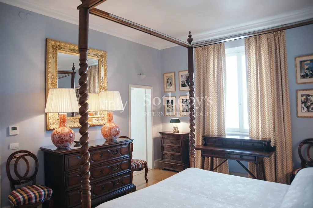Magamistoad - Renovated Apartment with Terrace in Oltrarno