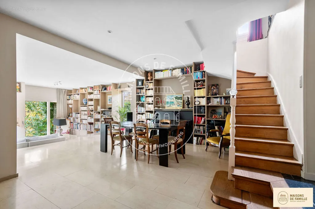 Maison 9 pièces à Rueil-Malmaison