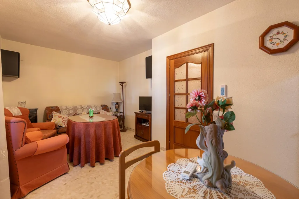 Salle à manger - Terraced House with Courtyard in Albaicín