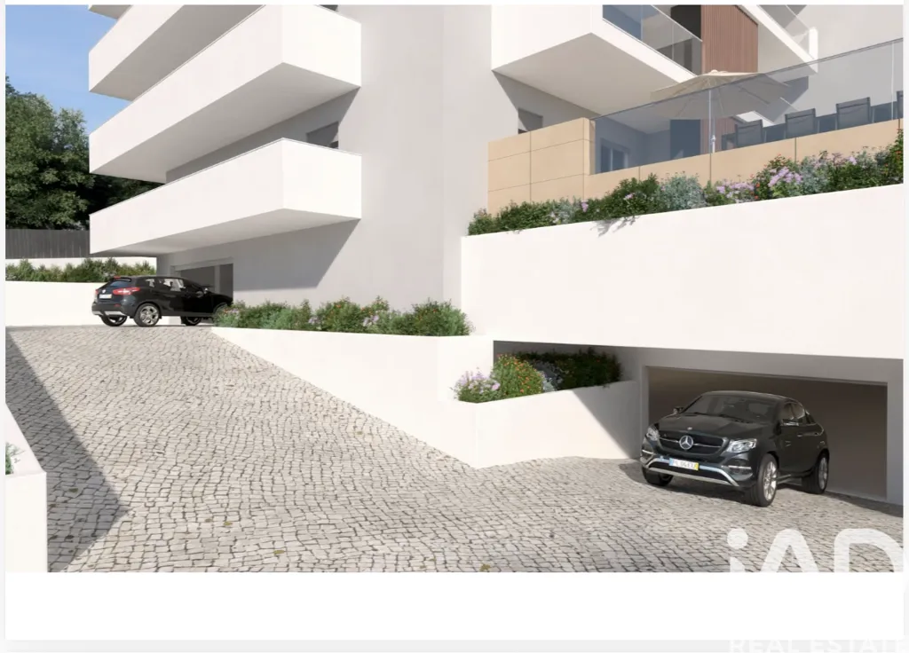 Luxury Apartment with Pool in Portimão