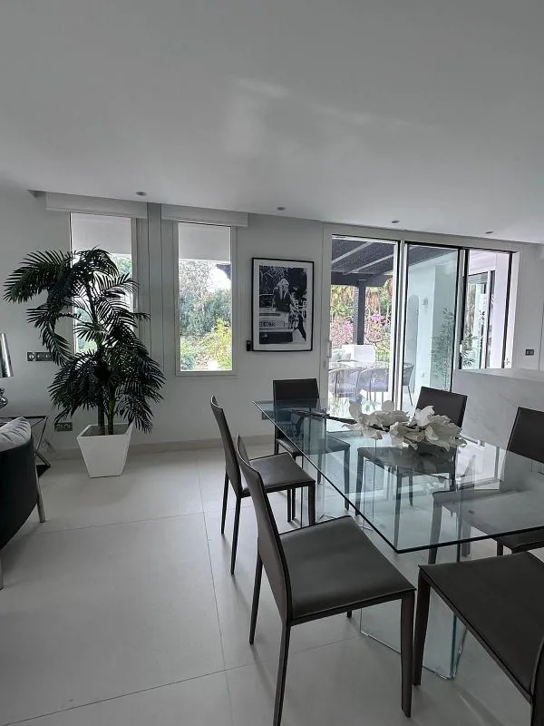 Söögituba - Duplex with Pool in Marbella's Golden Mile