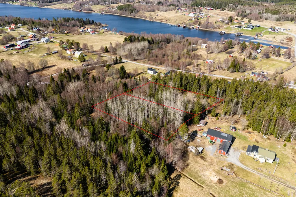 Õhuvaade - Two Adjacent Plots on Åstön Island