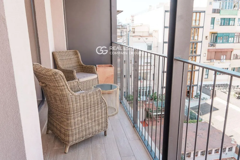 Rõdu - Duplex Attic with Terrace in Eixample Dreta