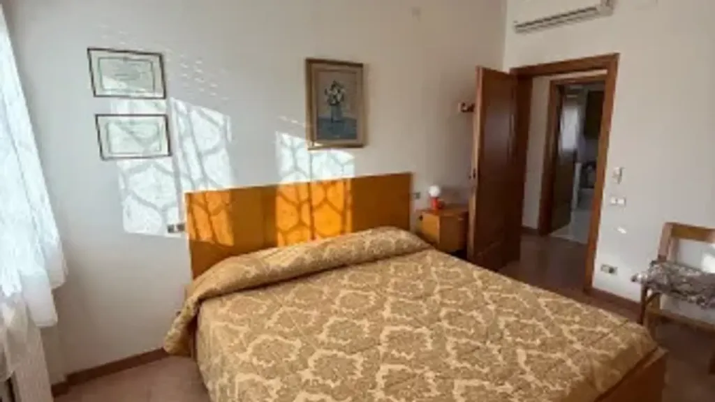 Chambres - Apartment with Private Garden in Rosignano Marittimo