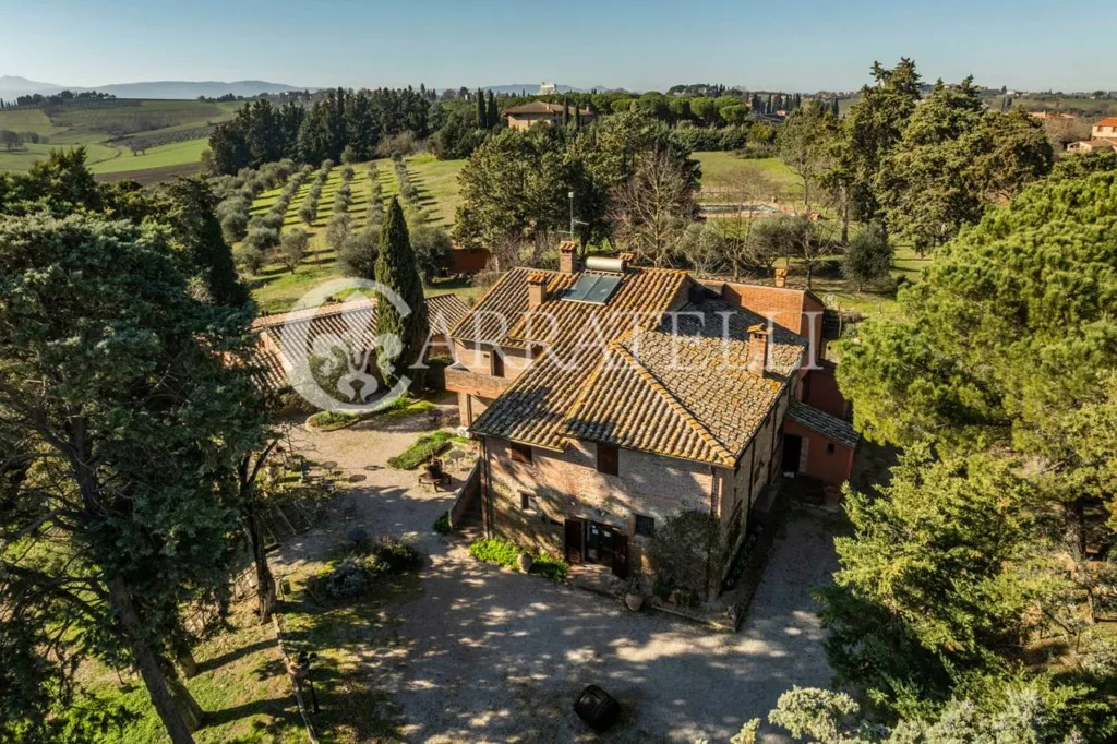 Õhuvaade - Rustic Casale with Pool in Castiglione del Lago
