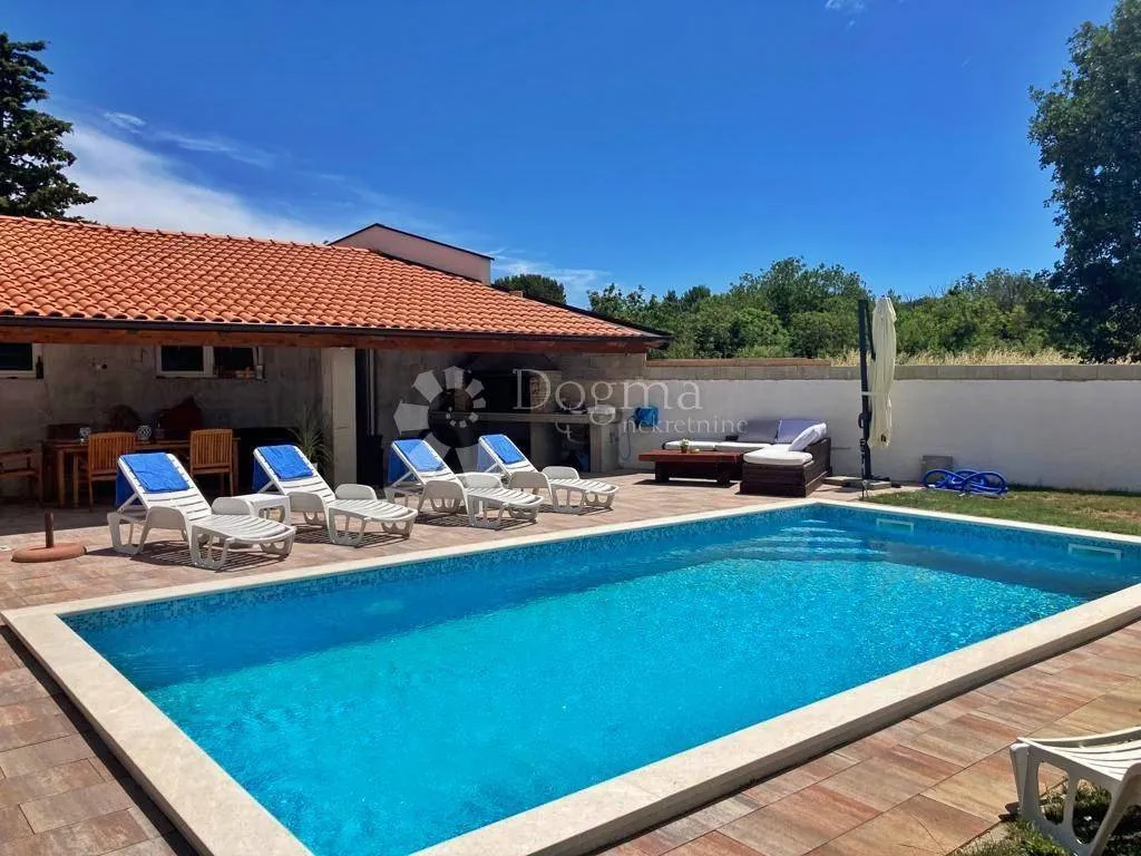 Bassein - Apartment House with Pool in Ližnjan