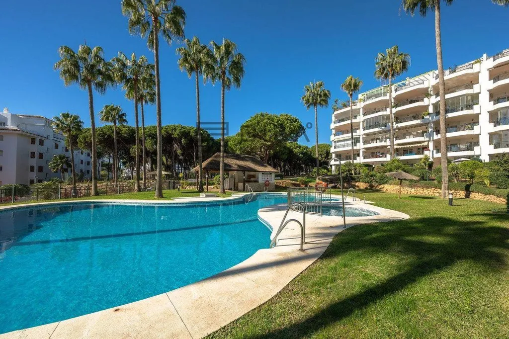 Bassein - Furnished Flat with Pool in Calahonda, Mijas
