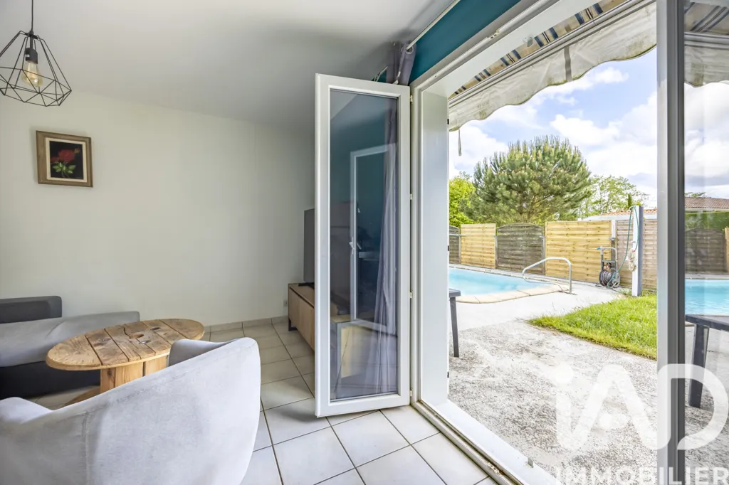 Piscine - Maison avec Piscine dans le Calme à Candresse