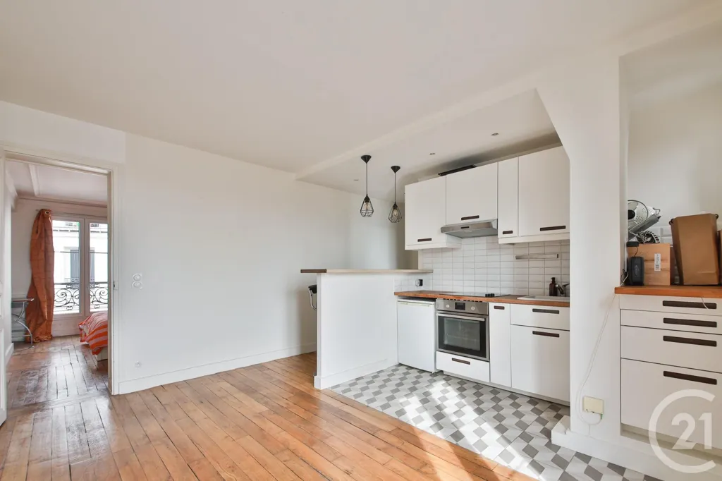 Cucina - Bright 2-Bedroom Parisian Flat with Rooftop View