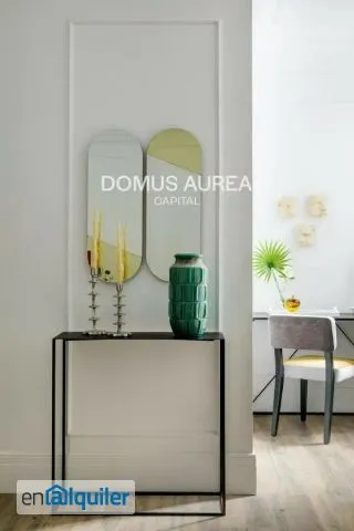 Entrée - Furnished Flat in Malasaña Centre