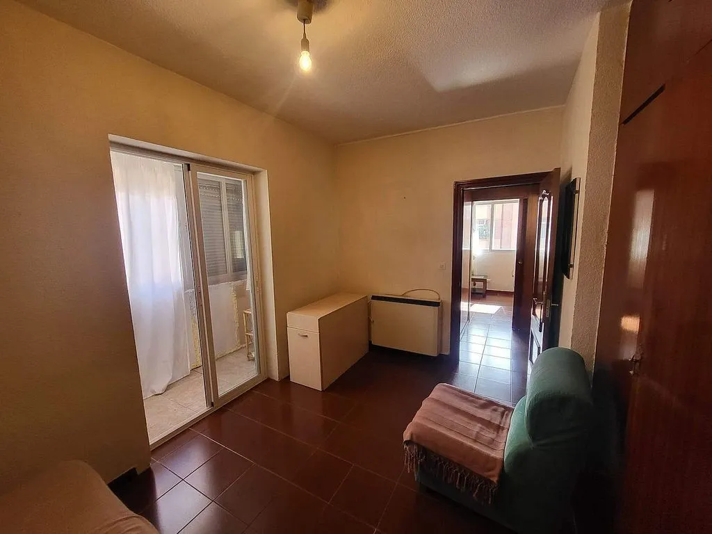 Bureau - Apartment with Terrace in Coslada Pueblo