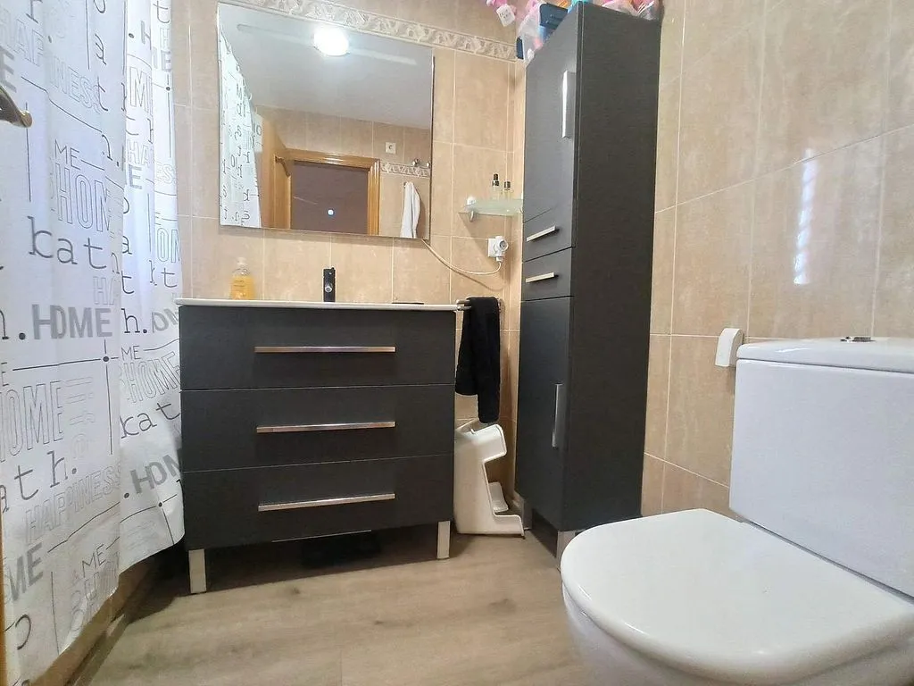 Salles de bain - Semi-Detached House with Pool in Los Girasoles