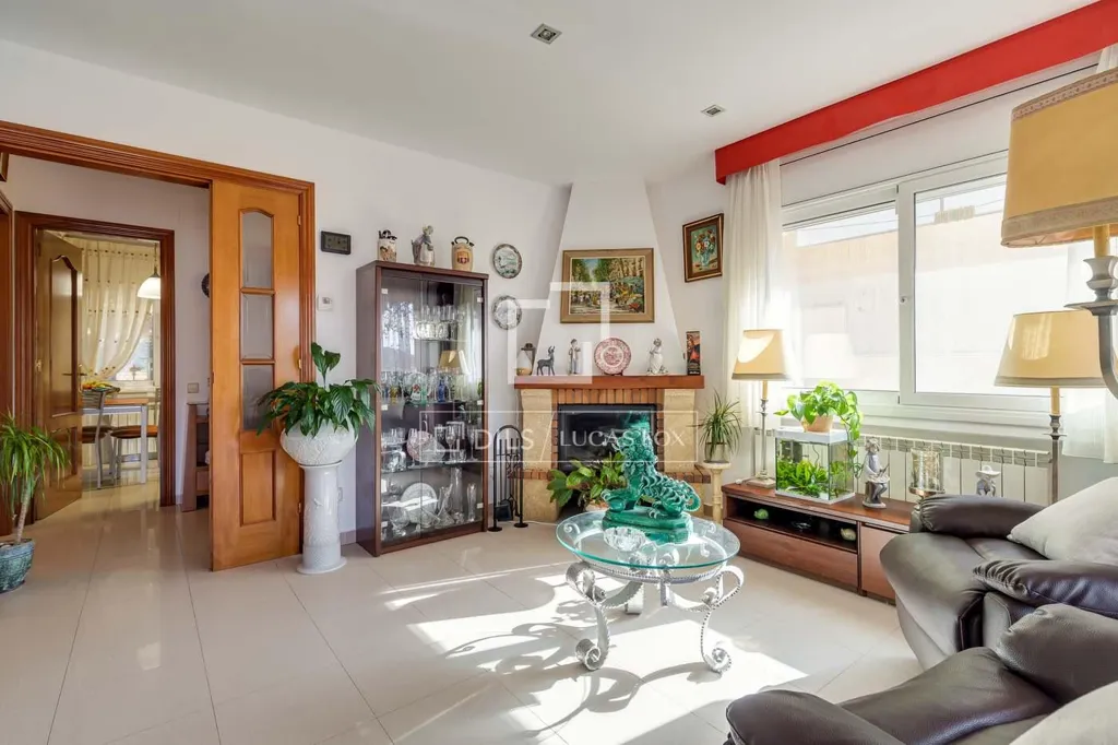 Séjour - Detached House with Pool in Vilassar de Dalt