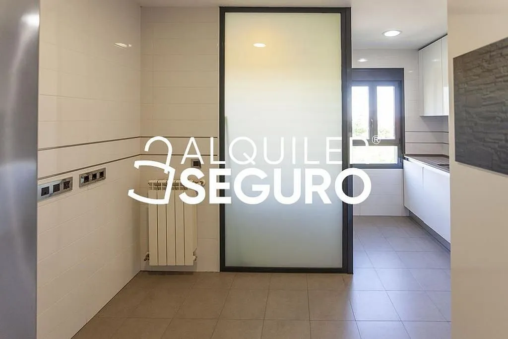 Köök - Apartment with Pool and Terrace in Valdebebas