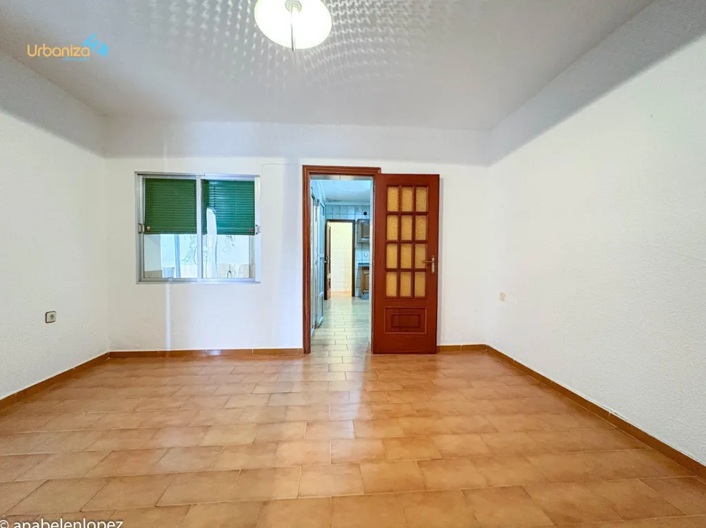 Toad - Ground Floor Flat with Patio in La Estación