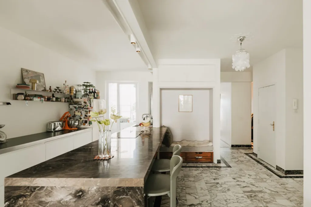 Cucina - Architecturally Renovated Apartment near City Centre