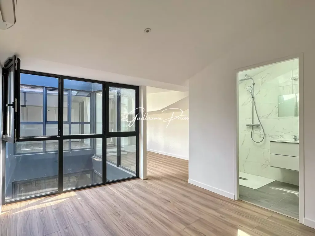 Toad - Modern Architect's House near Jardin Public